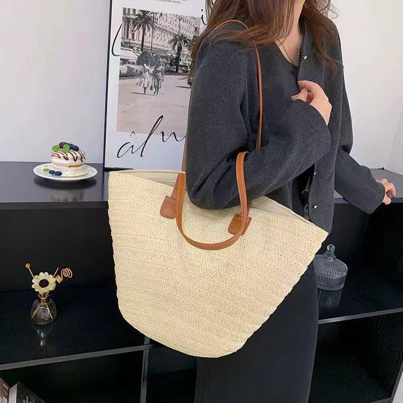 New women's single shoulder straw bag large capacity seaside holiday style all-match commuter tote bag simple straw bag