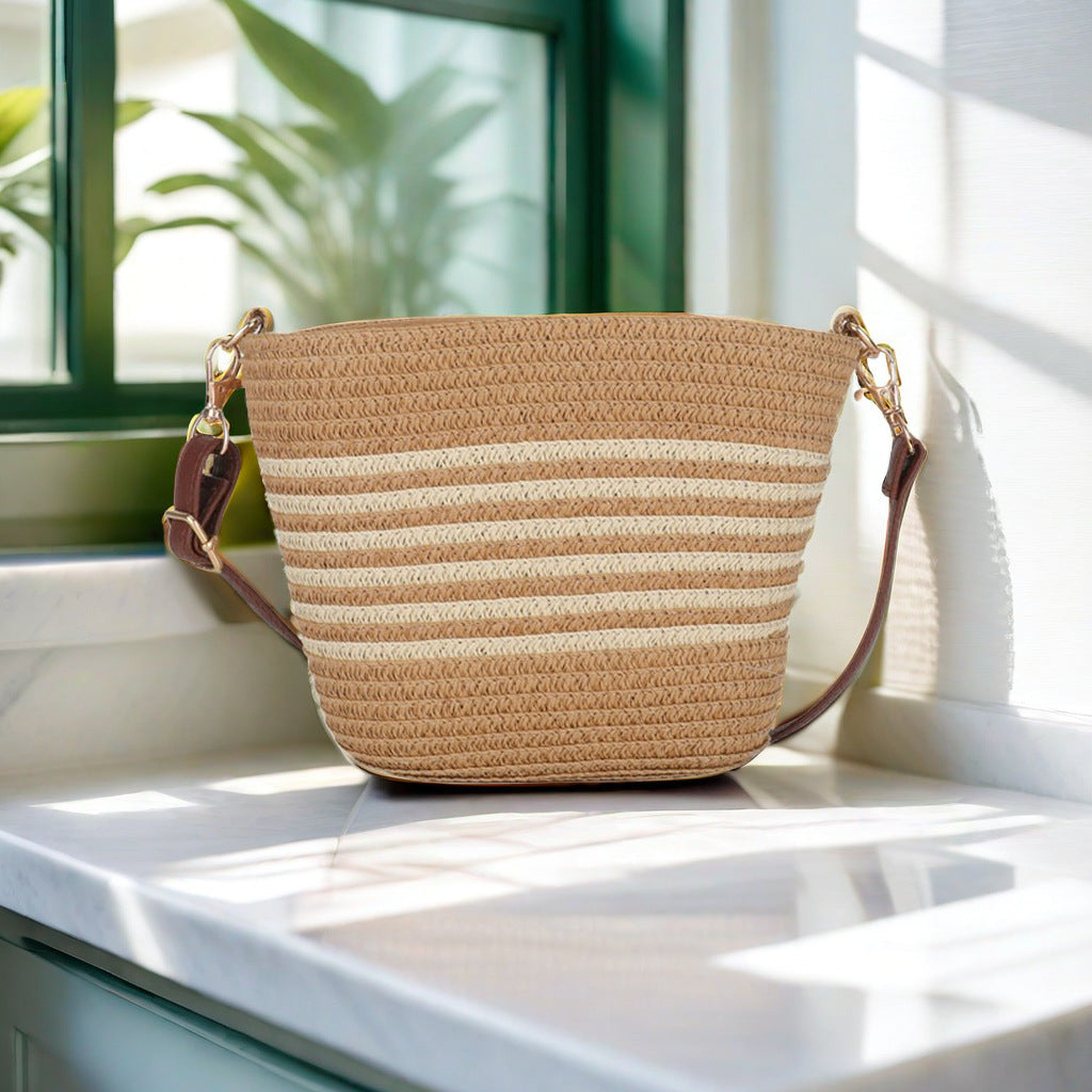 Straw women's bag summer new beach bag seaside outdoor travel vacation retro messenger bag